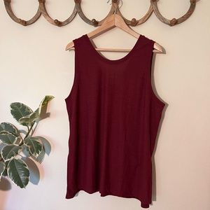 Women’s lightweight tank top